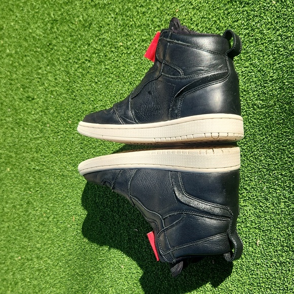 Nike Air Jordan 1 High Zip Women's 6 US Black Leather Gold Zipper Womens - Picture 5 of 9